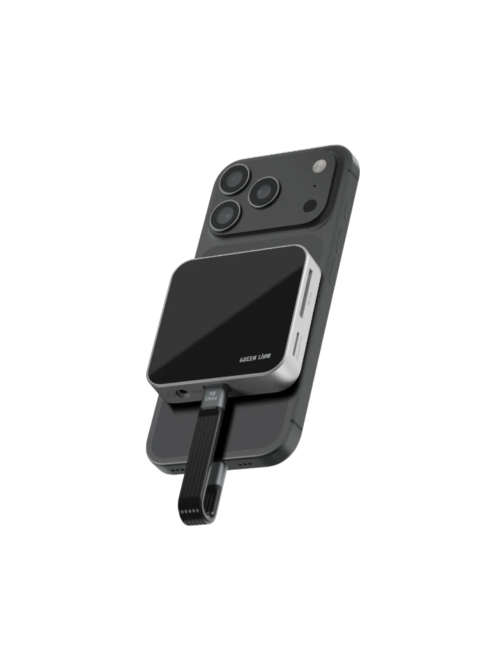 Green Lion 8-in-1 Hub Multi Device Support