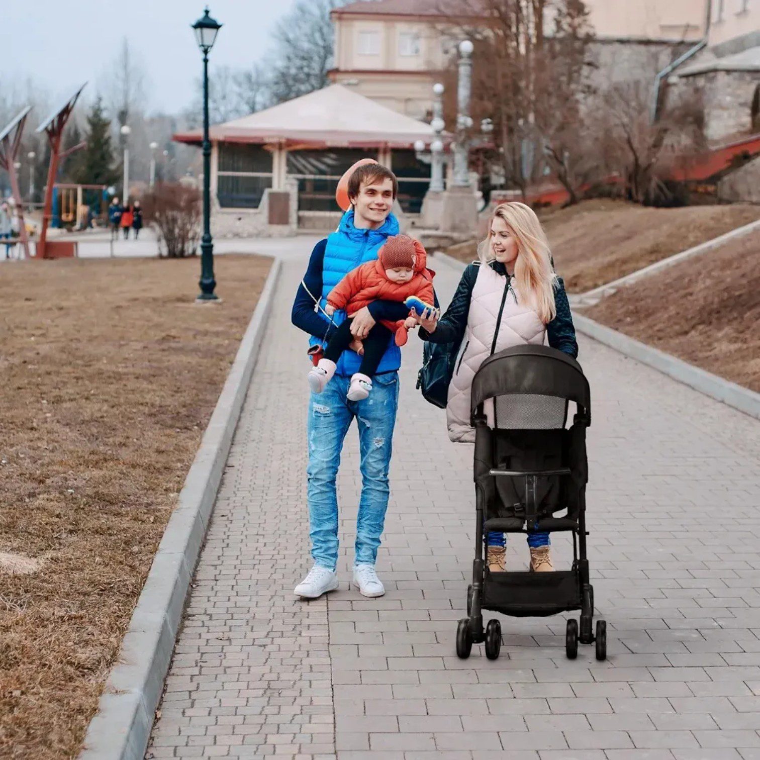 Green Lion Lia Baby Stroller (2)