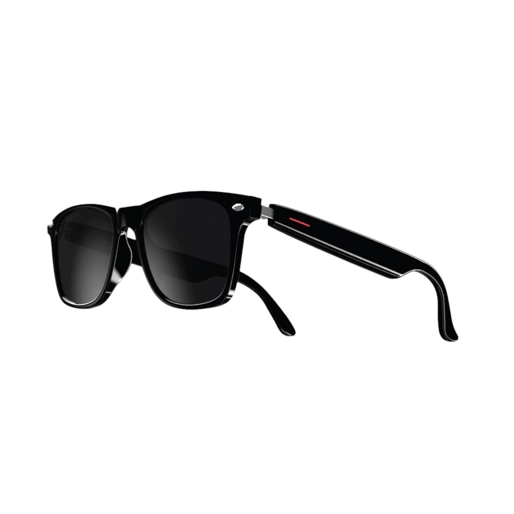Green Lion Paris 2 smart audio sunglasses worn outdoors for hands-free calling
